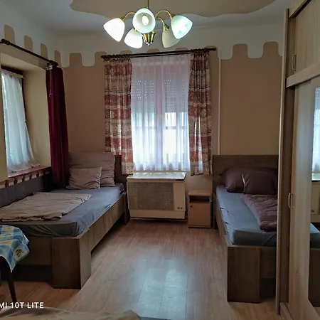 Rakoczi Vendeghaz Apartment Poroszlo Exterior photo