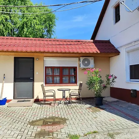 Rakoczi Vendeghaz Apartment Poroszlo Exterior photo