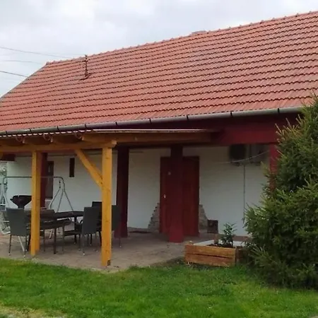 Rakoczi Vendeghaz Apartment Poroszlo Exterior photo