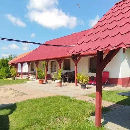 Rakoczi Vendeghaz Apartment Poroszlo Exterior photo